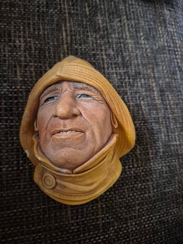 Bossons Lifeboat man yellow, Ophalen, Gebruikt, Beeld(je)