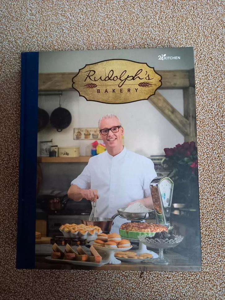 Rudolph van Veen - Rudolph's bakery, Boeken, Kookboeken, Zo goed als nieuw, Taart, Gebak en Desserts, Nederland en België, Ophalen of Verzenden