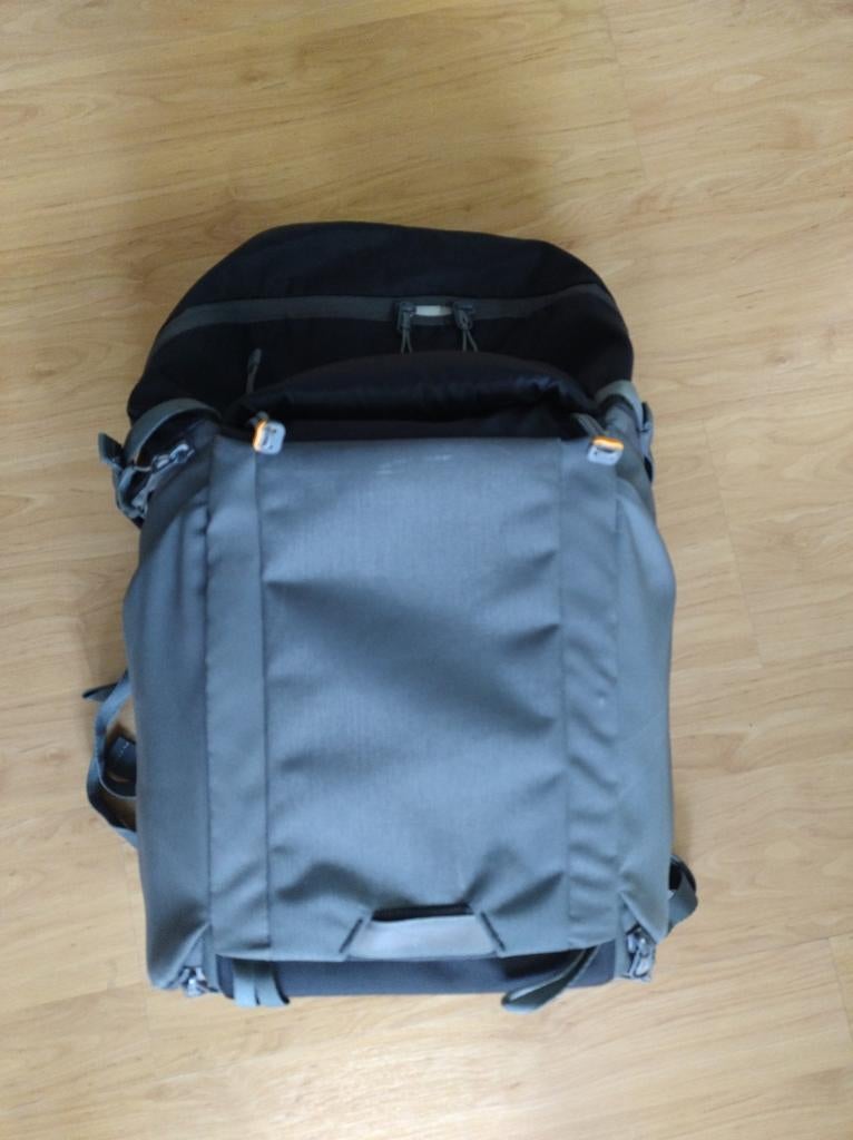 LowePro Photo Active BP 300 AW fototas met regenhoes, Ophalen, Zo goed als nieuw, Rugtas, Lowepro