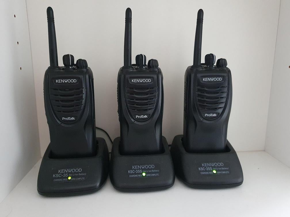 3x Kenwood Protalk 3301 portofoon met oortjes bijv rijschool, Ophalen, Zo goed als nieuw, Portofoon of Walkie-talkie, Met broekklem