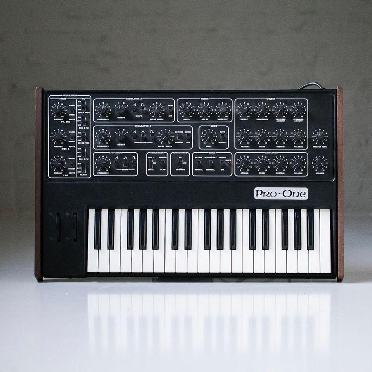 Sequential Circuits Pro-One Synthesizer, Muziek en Instrumenten, Synthesizers, Gebruikt, Overige aantallen, Overige merken, Met midi-aansluiting