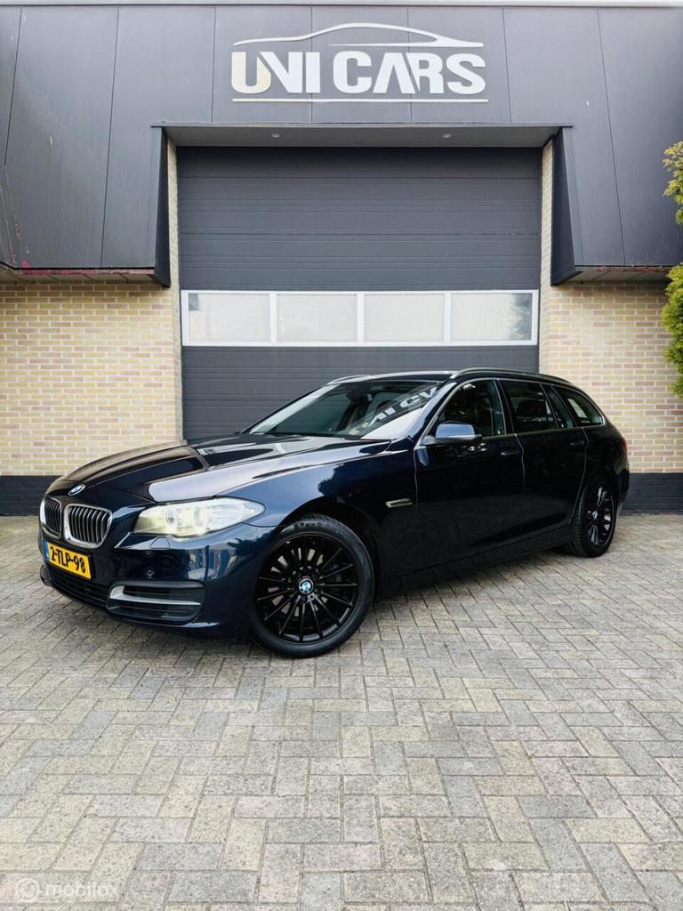 BMW 5-serie Touring 520i High Executive|Auto|LCI|NAP|2014, Automaat, Achterwielaandrijving, Gebruikt, Euro 6