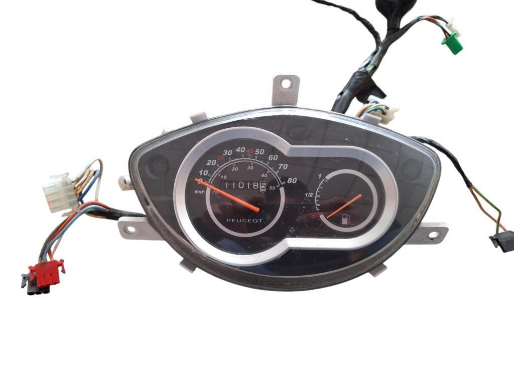 Teller tellerset cockpit origineel Peugeot Tweet, Fietsen en Brommers, Brommeronderdelen | Scooters, Gebruikt, Ophalen of Verzenden