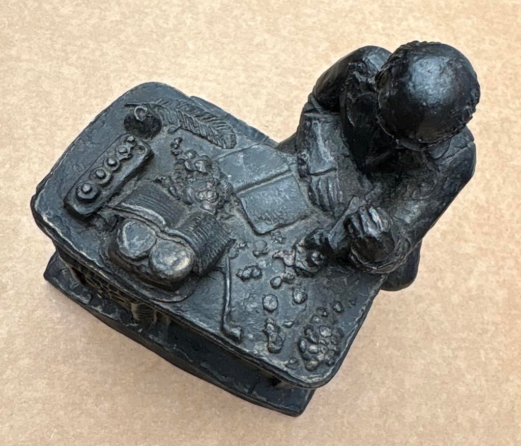 Vintage Beeldje: De Geldwisselaar - Uniek Decoratiestuk, Ophalen of Verzenden