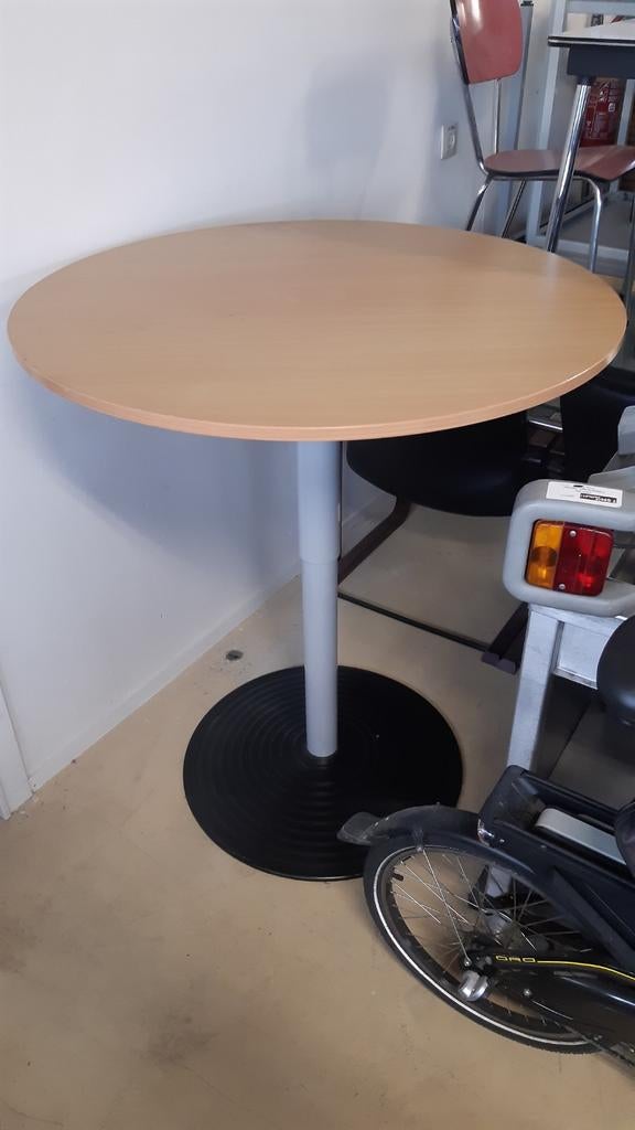 Sta zit tafel rond, Huis en Inrichting, Bureaus, Gebruikt, Zit-sta bureau, In hoogte verstelbaar, Ophalen