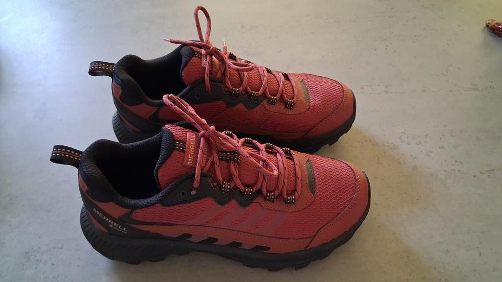 Merell wandelschoenen bergschoenen, Sport en Fitness, Bergsport en Wandelen, Ophalen, Zo goed als nieuw, Schoenen