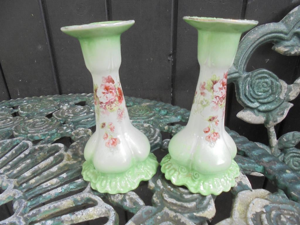 2 x Antieke Brussels Porseleinen Kandelaar met roze bloemen, Antiek en Kunst, Ophalen of Verzenden