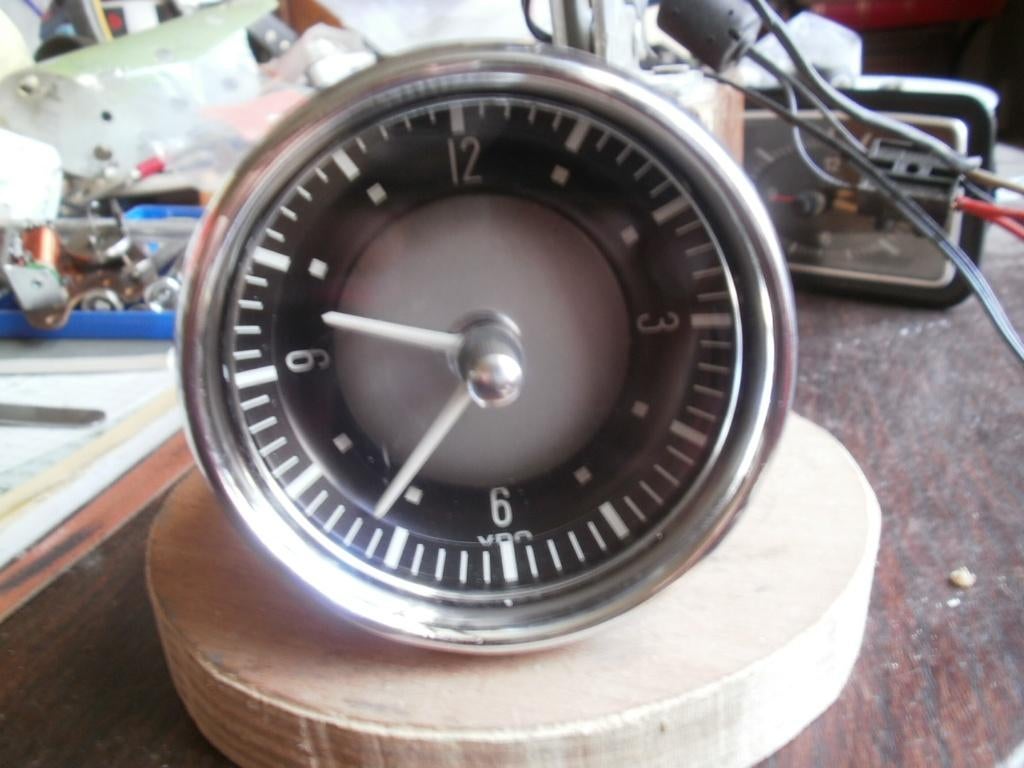 BMW Neue Klasse Klok 6 V VDO Kienzle getest 70 mm inbouw, Auto-onderdelen, Ophalen of Verzenden, Gebruikt, BMW