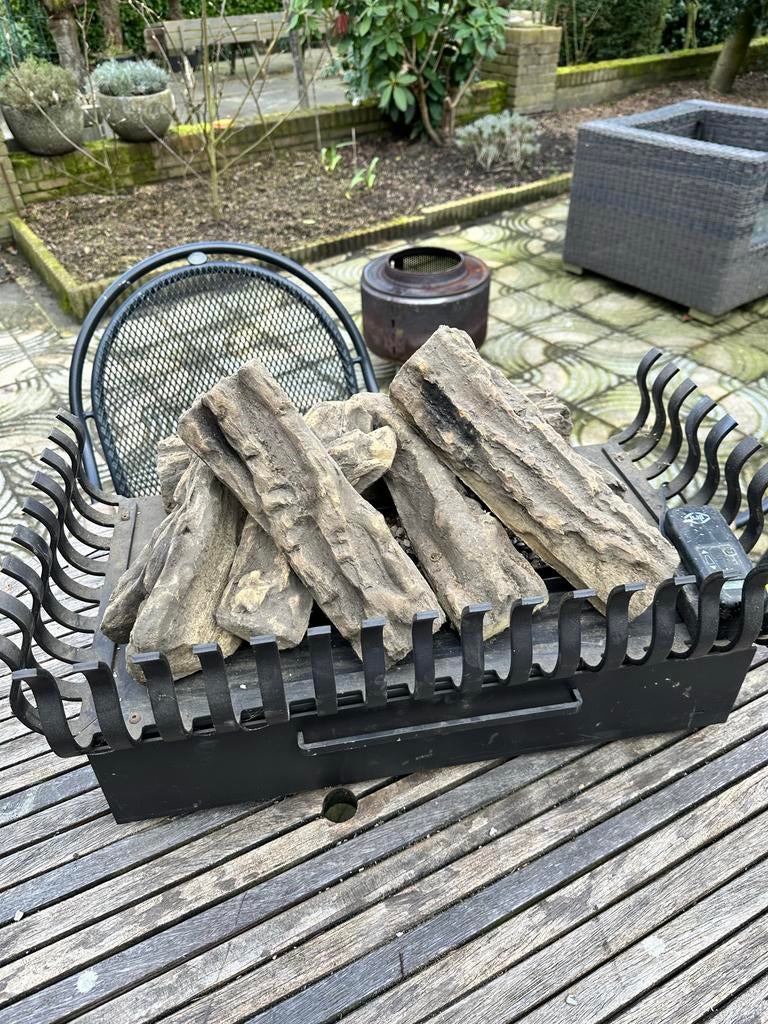 Gashaard met houtblokken, Ophalen of Verzenden, Gebruikt, Vrijstaande haard, Gashaard