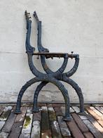 Antieke gietijzeren tuinbank poten, Ophalen, Zo goed als nieuw, Metaal