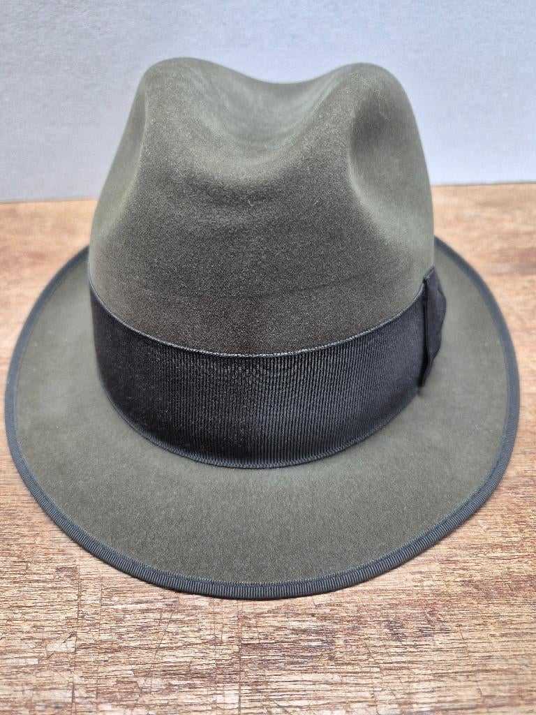 Vintage Mafia vilten hoed, Nieuwstaat! maat 55, Mafia, Hoed, Ophalen of Verzenden, 57 cm (M, 7⅛ inch) of minder