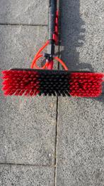 Uitschuifbare borstel met waterslang, Huis en Inrichting, Schoonmaakartikelen, Ophalen, Bezem of Borstel