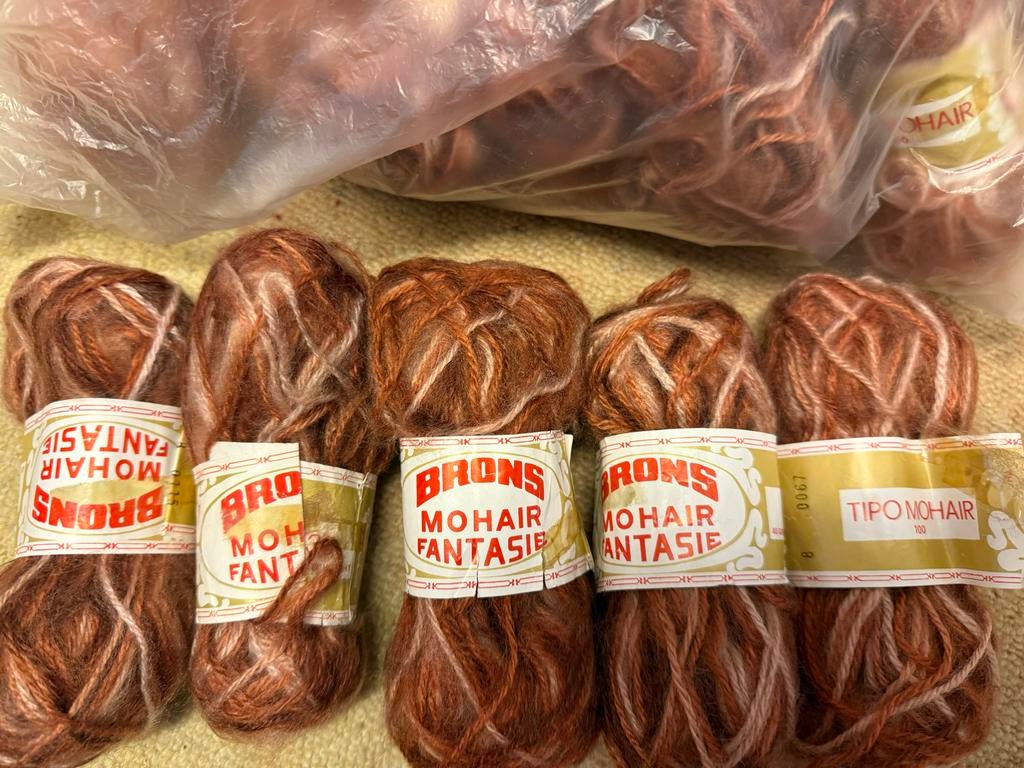 Wol 22x bollen mohair brein gemelleerd, Hobby en Vrije tijd, Breien en Haken, Ophalen of Verzenden, Zo goed als nieuw, Breien