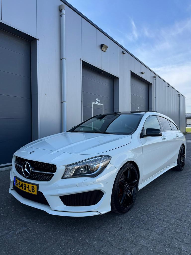 Mercedes-Benz CLA 200 AMG line, Auto's, Mercedes-Benz, CLA, 730 kg, Wit, 1595 cc
