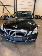 Mercedes-Benz E-Klasse Sedan Automaat met schuifdak., Auto's, Automaat, Euro 5, Achterwielaandrijving, Zwart