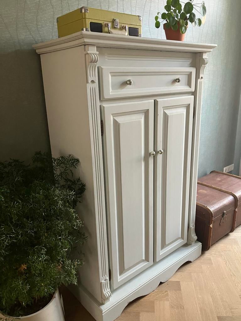 Meidenkast, Ophalen, Gebruikt