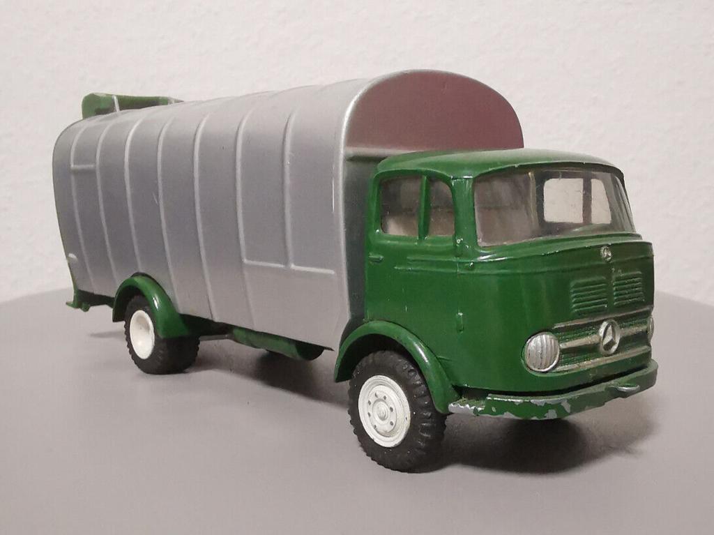 Tekno Mercedes L319 vuilniswagen. Unike model, Ophalen of Verzenden, Zo goed als nieuw, Bus of Vrachtwagen, Tekno
