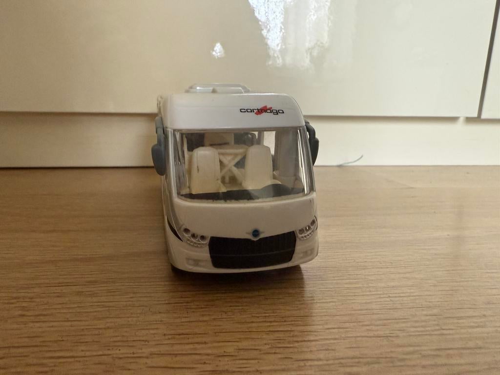 Schaal 1:50, Ophalen of Verzenden, Zo goed als nieuw, Auto