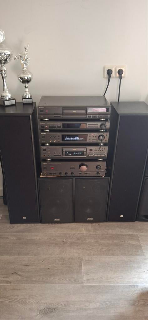 Technics stereo toren met speakers, Audio, Tv en Foto, Stereo-sets, Overige merken, Zo goed als nieuw, Speakers, Losse componenten