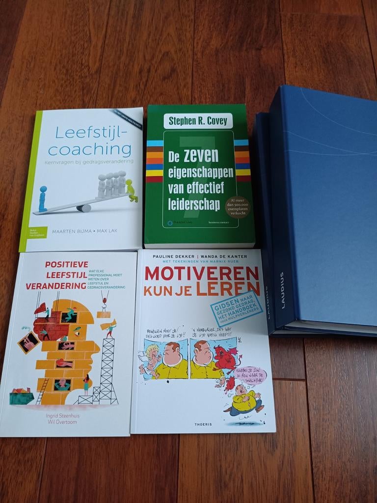 Cursus Leefstijlcoach Laudius - Boekenpakket 4 boeken, Ophalen of Verzenden, Gelezen, Diverse auteurs