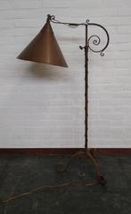 vloerlamp jaren '30 met koperen kap., Ophalen, Gebruikt, Art deco jaren '30, Metaal