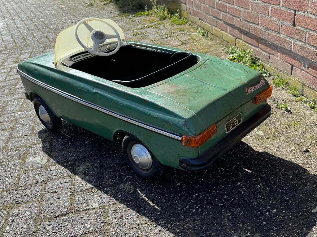 Vintage Moskvich Trapauto - Groen, Jaren '70, Antiek en Kunst, Ophalen
