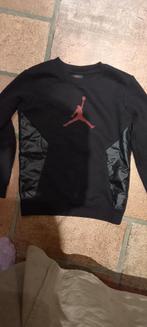 Zwarte trui sweater Nike Air Jordan maat 110, Jongen of Meisje, Trui of Vest, Ophalen of Verzenden, Zo goed als nieuw