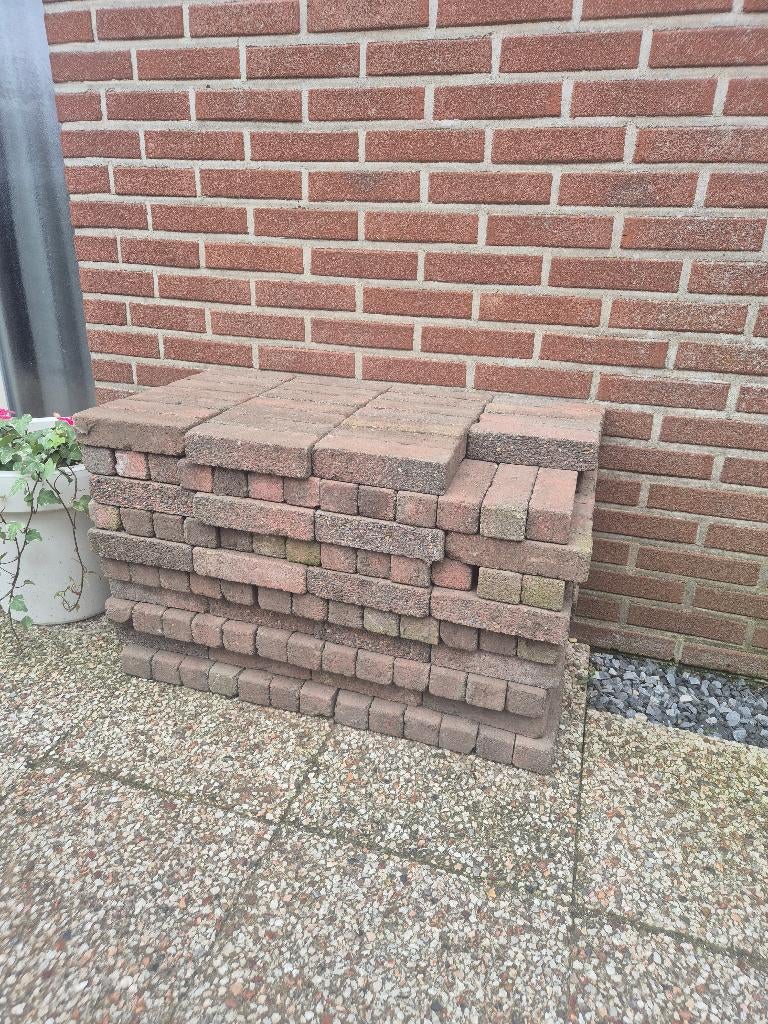 Gratis klinkers af te halen, Tuin en Terras, Tegels en Klinkers, Gebruikt, Klinkers, Ophalen of Verzenden, Minder dan 5 m²