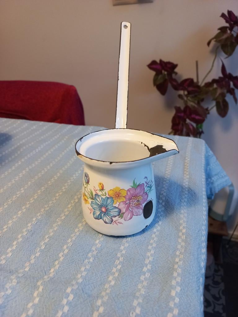 Brocante emaille melkkannetje, Ophalen of Verzenden