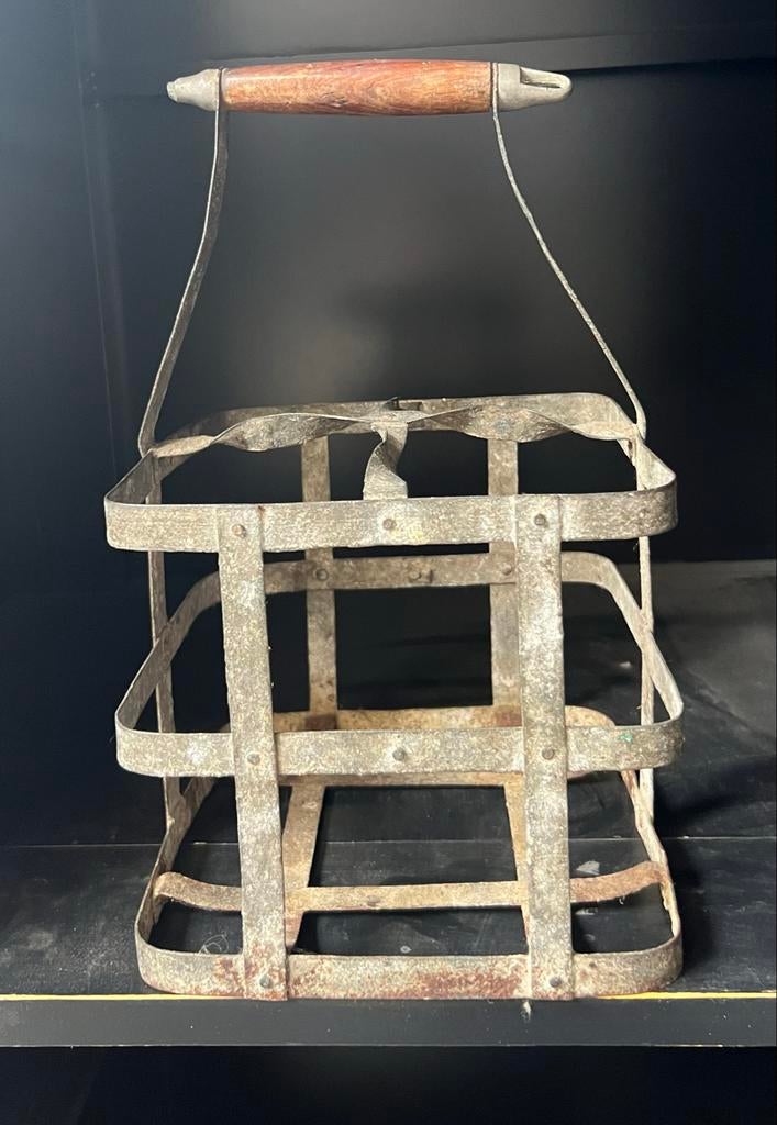 Frans brocante  flessenrek - Vintage metalen flessenhouder, Antiek en Kunst, Ophalen