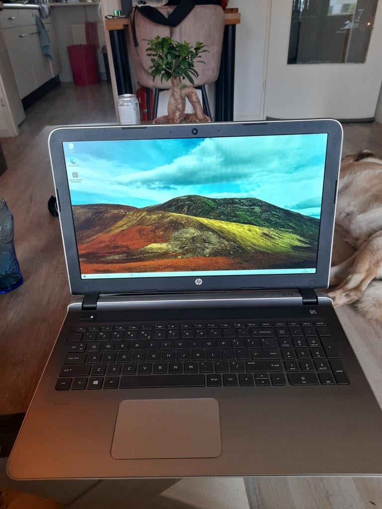 Nette Hp Pavilion laptop 15-ab121nd AMDA8/8gb ram/1000gb hdd, Computers en Software, Windows Laptops, Zo goed als nieuw, 15 inch