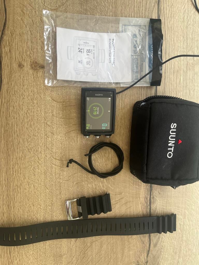 Suunto EON Core duikcomputer, Watersport en Boten, Duiken, Gebruikt, Duikcomputer, Ophalen of Verzenden