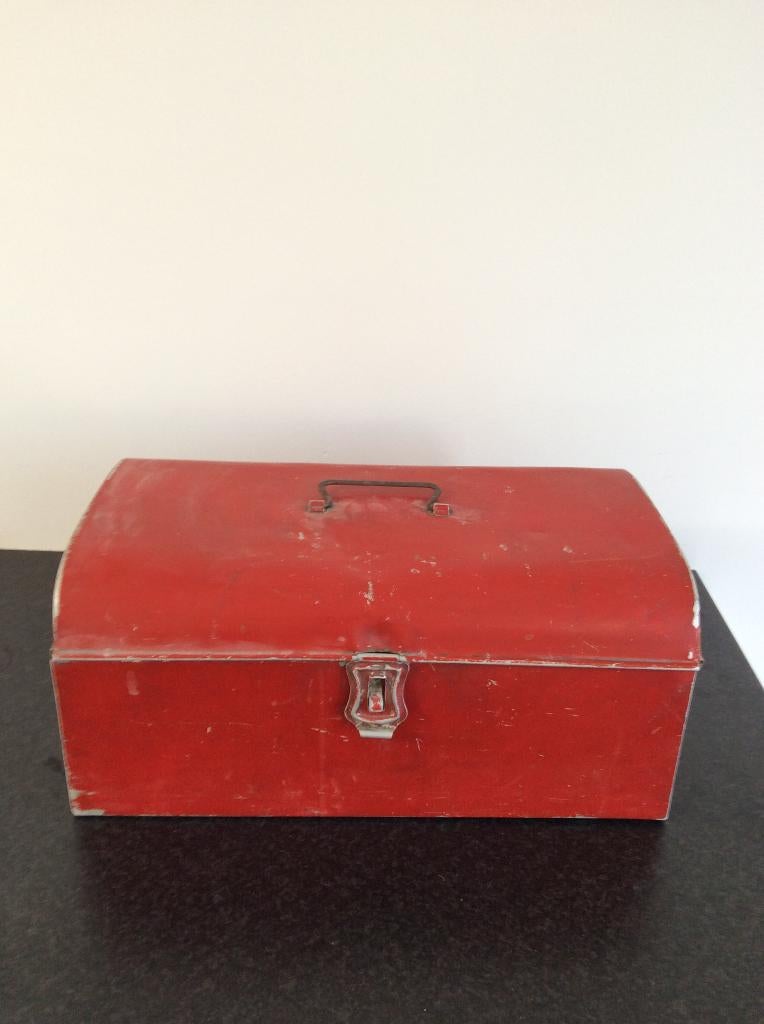 vintage rode blikken (brood) trommel, Antiek en Kunst, Ophalen
