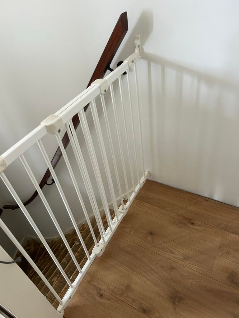 Baby Dan traphekje - Veiligheid voor uw kind, Kinderen en Baby's, Traphekjes, Ophalen, Gebruikt, Klemhekje, Metaal of IJzer