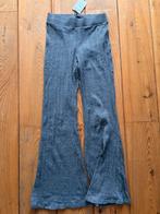 Bershka geribbelde flared broek - Maat L, Maat 42/44 (L), Nieuw, Ophalen of Verzenden, Grijs