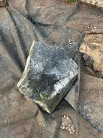 Gratis 2 Grote zwerfkeien leisteen tot 23-3, Ophalen, Gebruikt