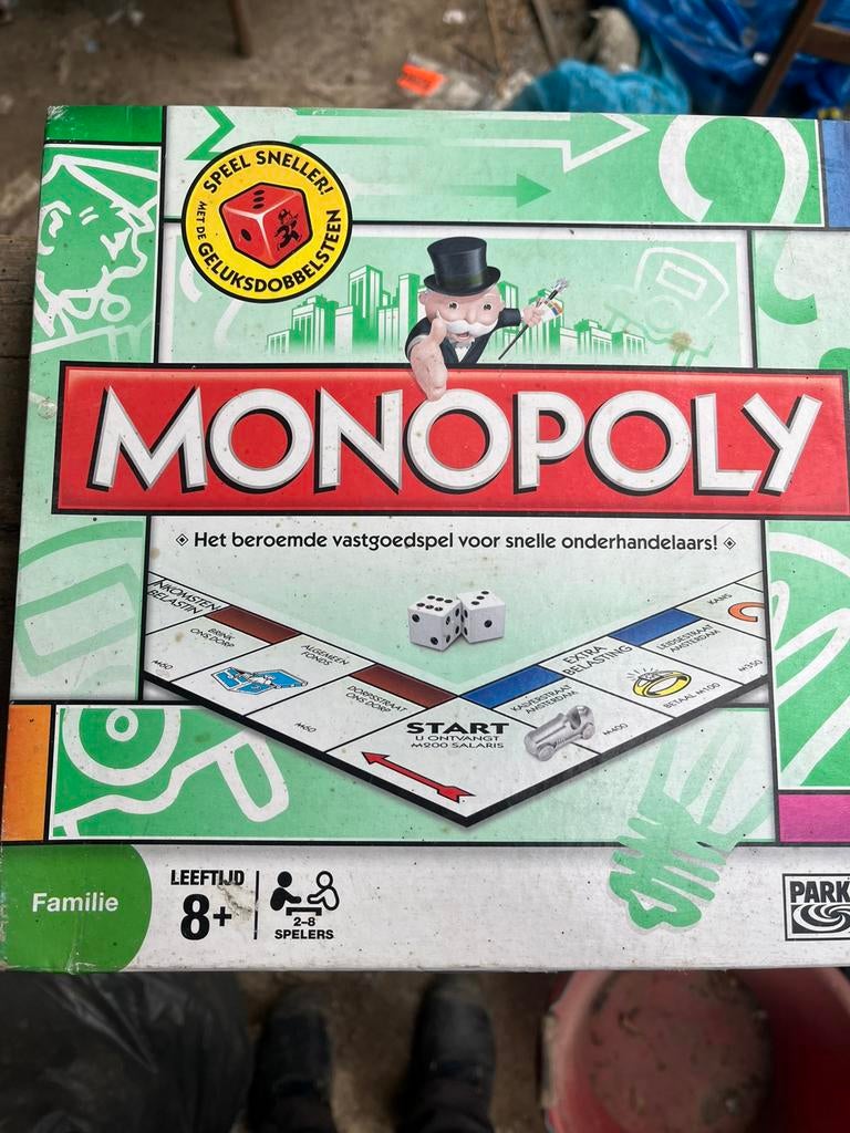 Monopoly spel bordspel, Hobby en Vrije tijd, Gezelschapsspellen | Bordspellen, Ophalen of Verzenden, Zo goed als nieuw