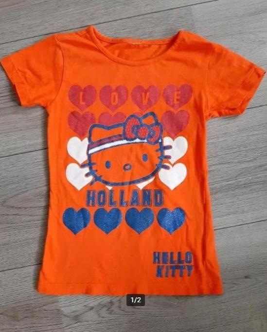 Hello kitty t shirt maat 128, Kinderen en Baby's, Kinderkleding | Maat 128, Meisje, Ophalen of Verzenden, Zo goed als nieuw, Shirt of Longsleeve