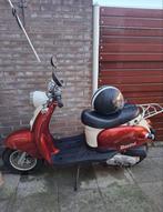Scooter Berini inclusief helm, Fietsen en Brommers, Ophalen, Gebruikt, Overige typen, Overige merken