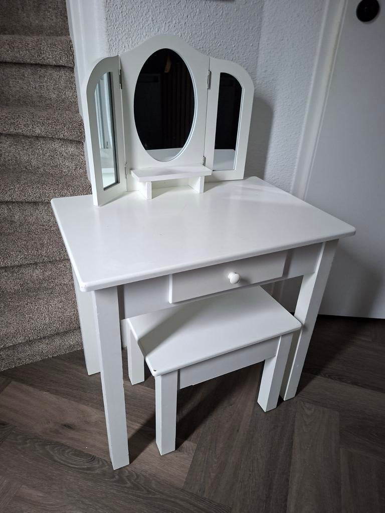 Witte kaptafel met krukje voor kinderen, Huis en Inrichting, Tafels | Kaptafels, Ophalen