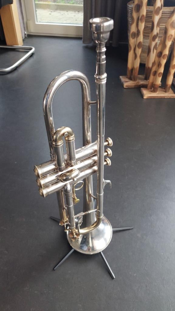 Cantarini trompet, i.z.g.s. incl. toebehoren, Ophalen, Zo goed als nieuw, Bes-trompet