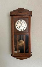 Antieke Wandklok met Houten Kast, Ophalen of Verzenden