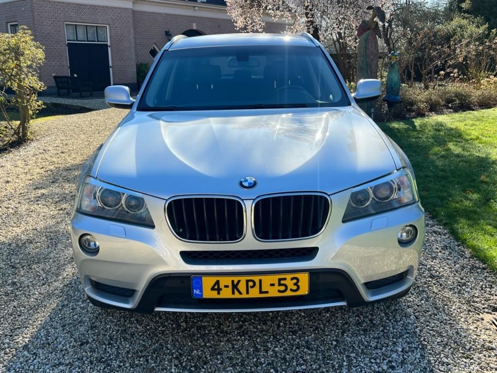 Bmw X3 2.0i X DRIVE HIGH EXE Automaat 4x4 NL-auto FULL OPTIO, Auto's, BMW, Euro 5, Gebruikt, 4 cilinders, Bedrijf