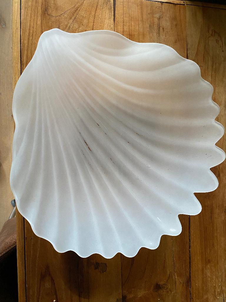 Riviera maison glazen serveerschaal, Huis en Inrichting, Woonaccessoires | Schalen en Manden, Zo goed als nieuw, Schaal, Overige vormen