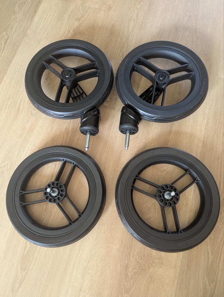 Dubatti Two Kinderwagen Wielen - Nieuw in Doos, Zwart, Ophalen of Verzenden, Nieuw, Kinderwagen, Overige merken