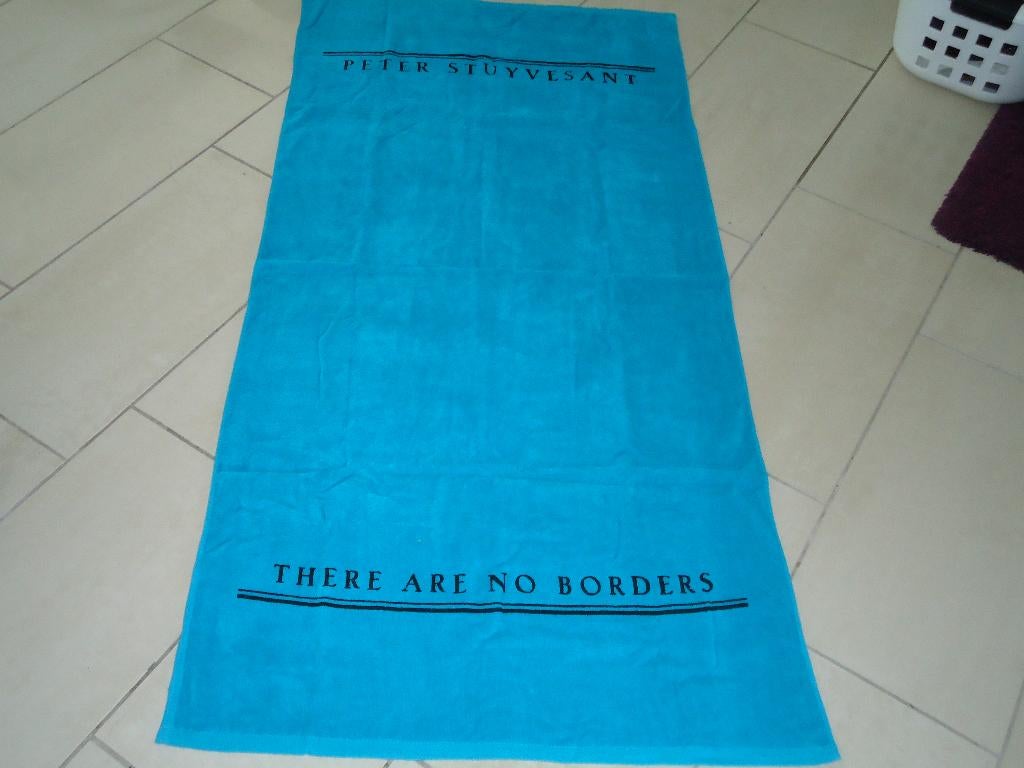 badlaken ,, peter stuyvesant,, blauw 154 x 78 cm nieuw, Ophalen of Verzenden, Nieuw, Blauw, Overige typen