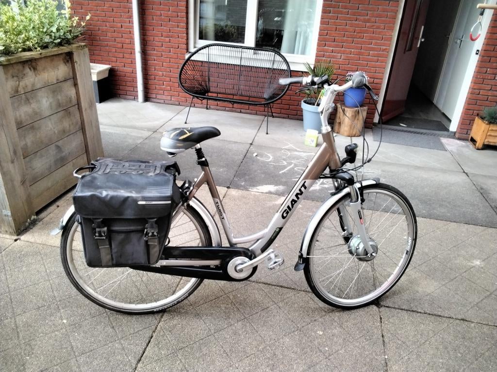 Aangeboden, Fietsen en Brommers, Elektrische fietsen, Zo goed als nieuw, Overige merken, Ophalen of Verzenden