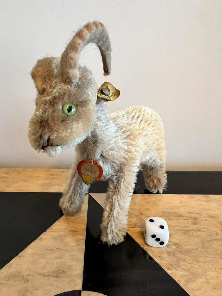 Steiff steenbok Rocky, Antiek en Kunst, Antiek | Speelgoed, Ophalen of Verzenden