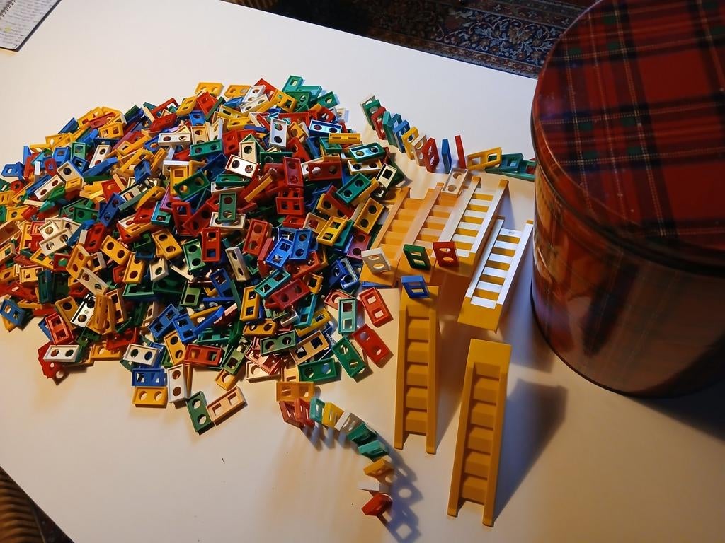 Vintage dominostenen. Speed Domino, Eén persoon