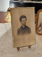 Antiek fotolijstje met bolpoten / klemlijst / dik facet gas, Ophalen of Verzenden